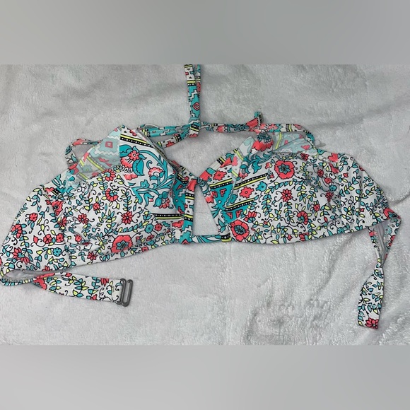 Billabong Bikini - Picture 2 of 6